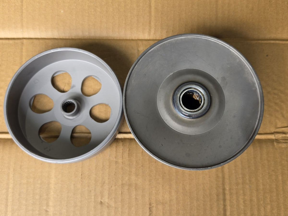 Complete Clutch pulley assy with bell for Piaggio Fly Liberty Vespa GT 125