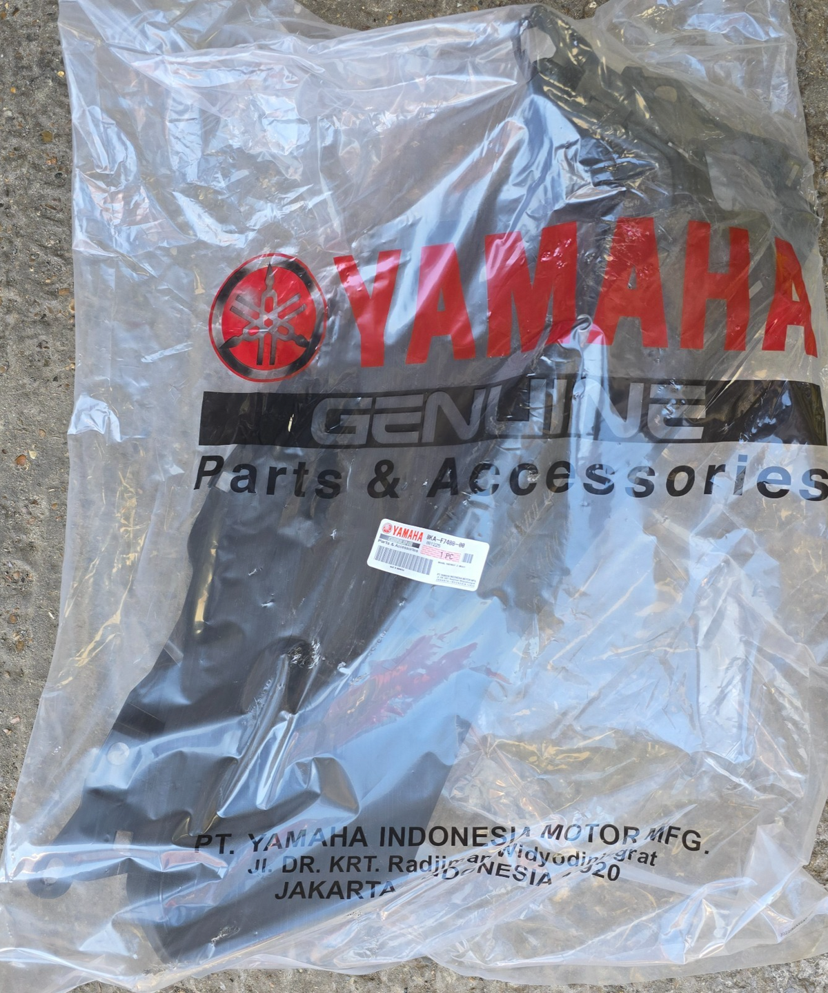 Genuine Yamaha XMAX 300 2023+ Footrest 2 Board BKA-F7488-00