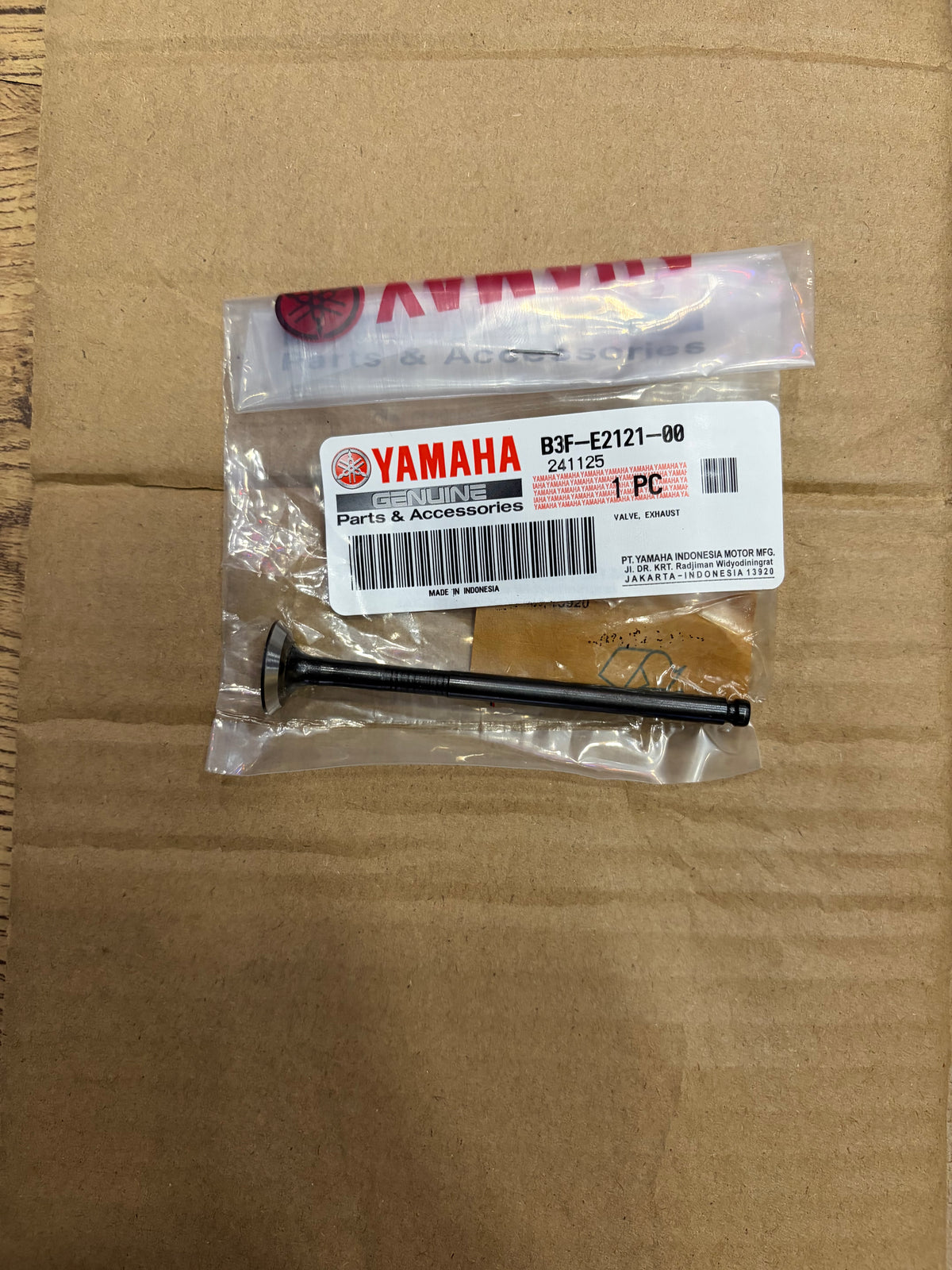Genuine Yamaha Exhaust Valve B3F-E2121-00 (Import Model)