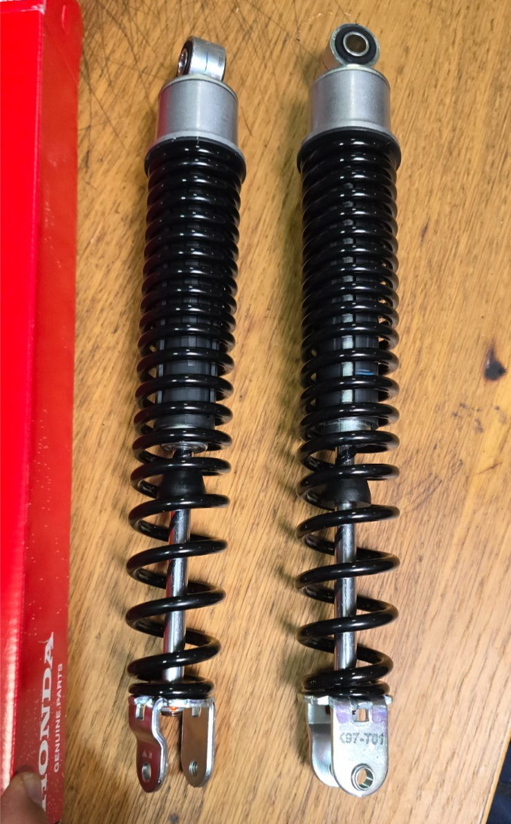 Genuine Honda PCX125 Rear Shock Absorber 2018 2019 2020 WW125AK 52400-K97-T01