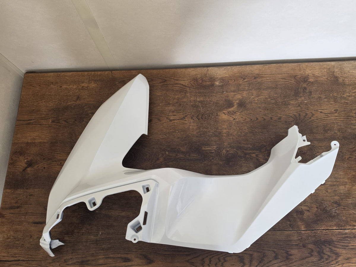 Fits Honda PCX 125 2026 Front Left Side Cover Shiny White 64502-K1Y-DC0ZG