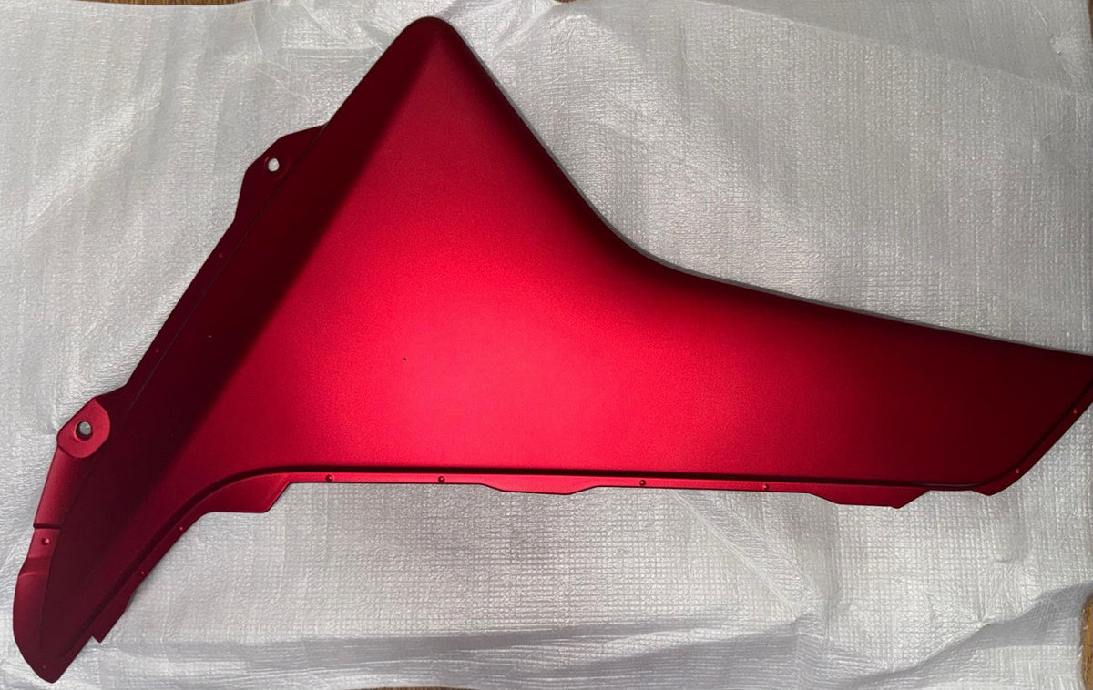 Yamaha Mole, Side Cover 1, 2DP-F171L-00-P1 OEM GPD125-ANMAX GPD125 Red